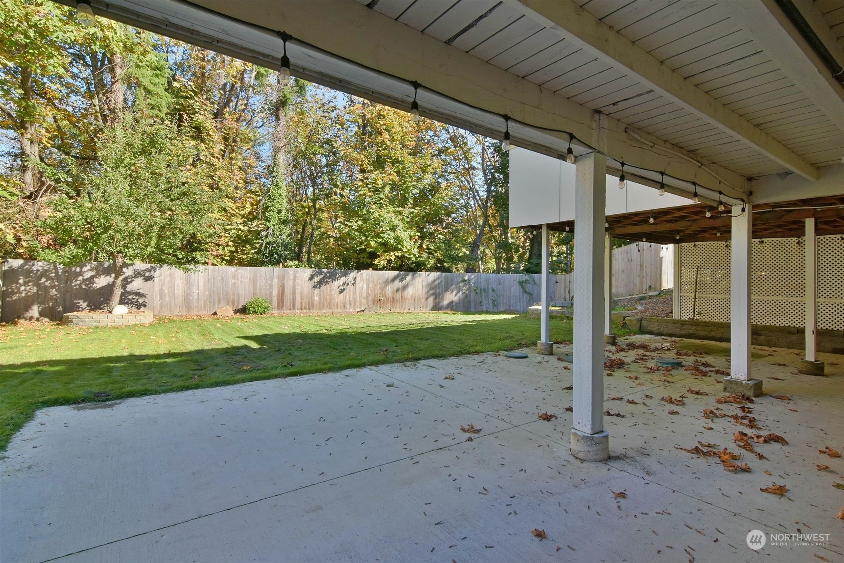 1604 E Horizon Drive