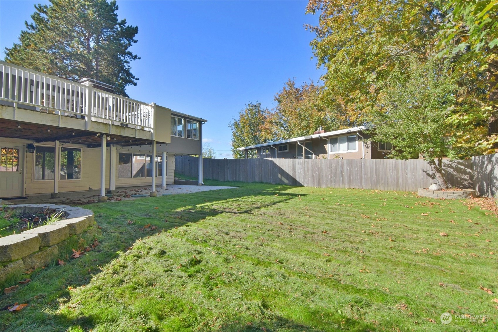 1604 E Horizon Drive