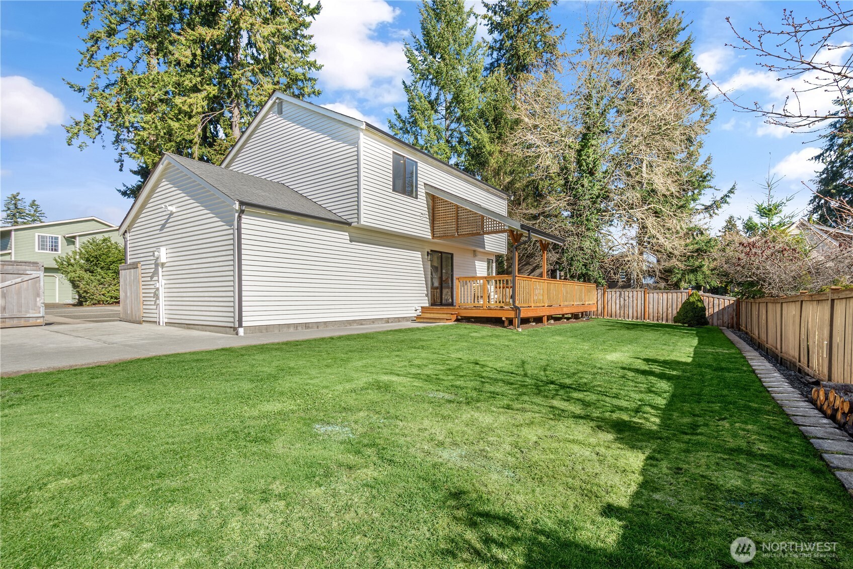 8121 NE 147th Pl