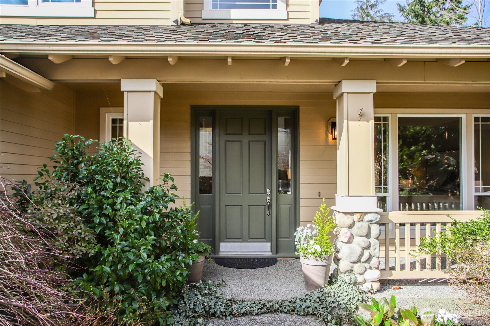 15806 67th Drive SE