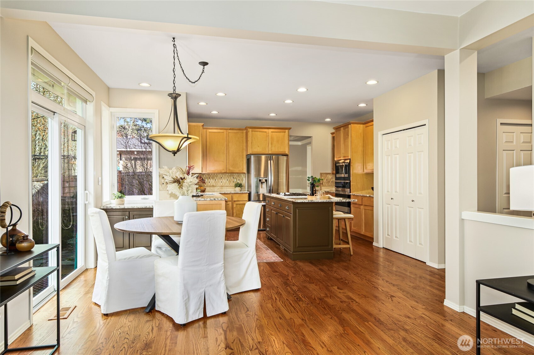 15806 67th Drive SE