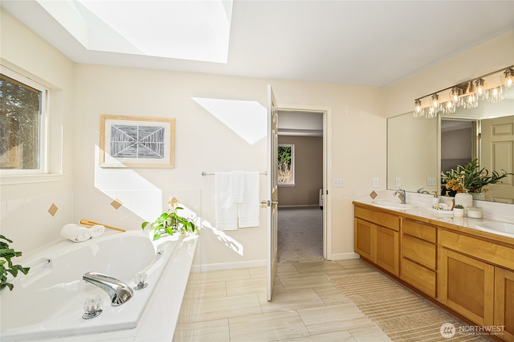 15806 67th Drive SE