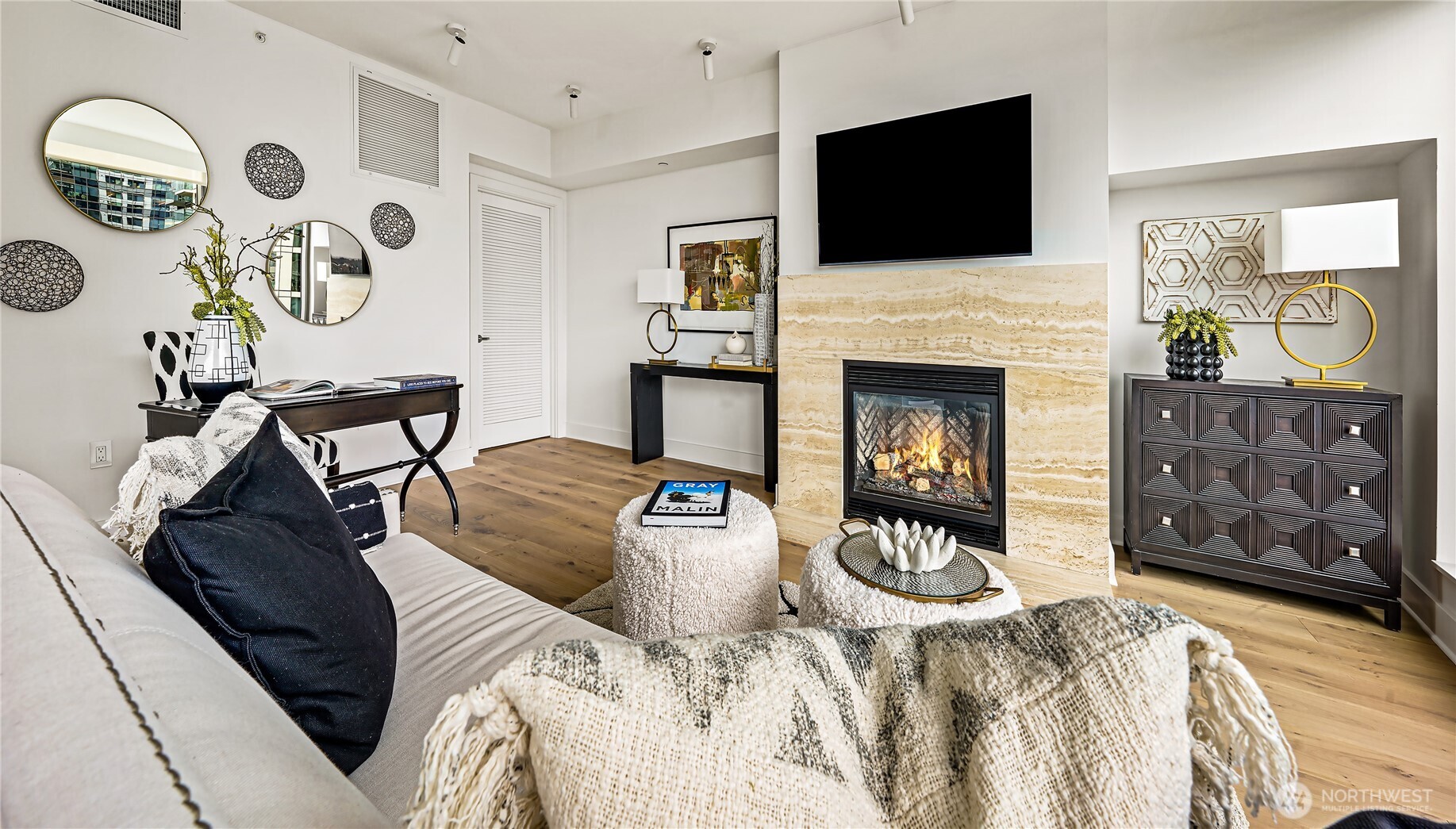 650 Bellevue Way NE Unit: 3004