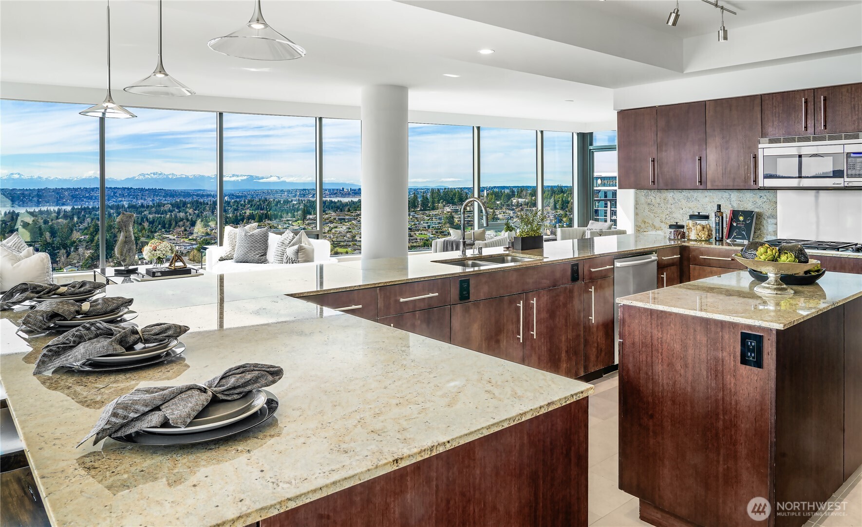 650 Bellevue Way NE Unit: 3004