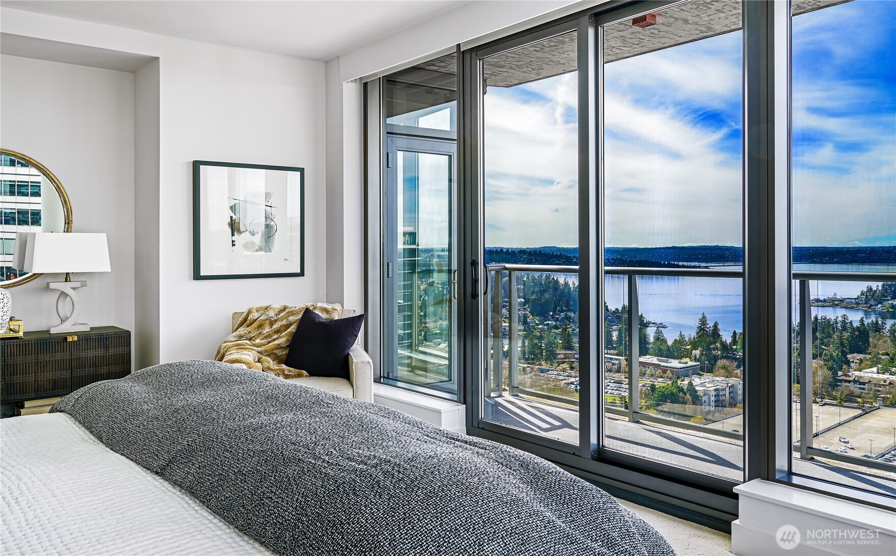 650 Bellevue Way NE Unit: 3004