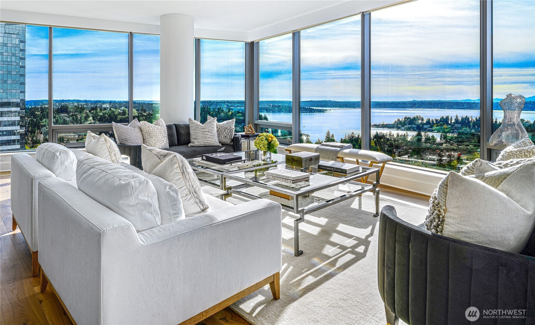 650 Bellevue Way NE Unit: 3004