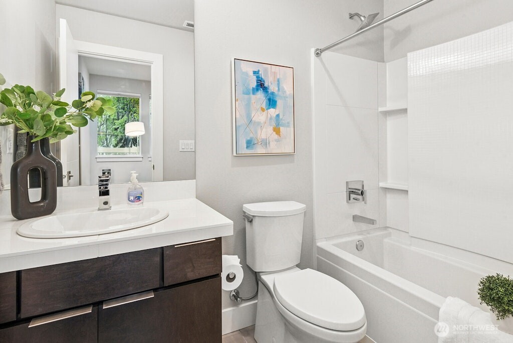 9620 Main Street Unit: B