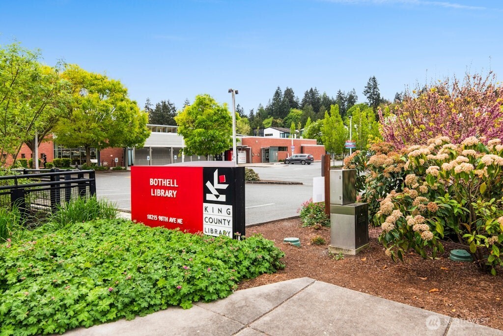 9620 Main Street Unit: B