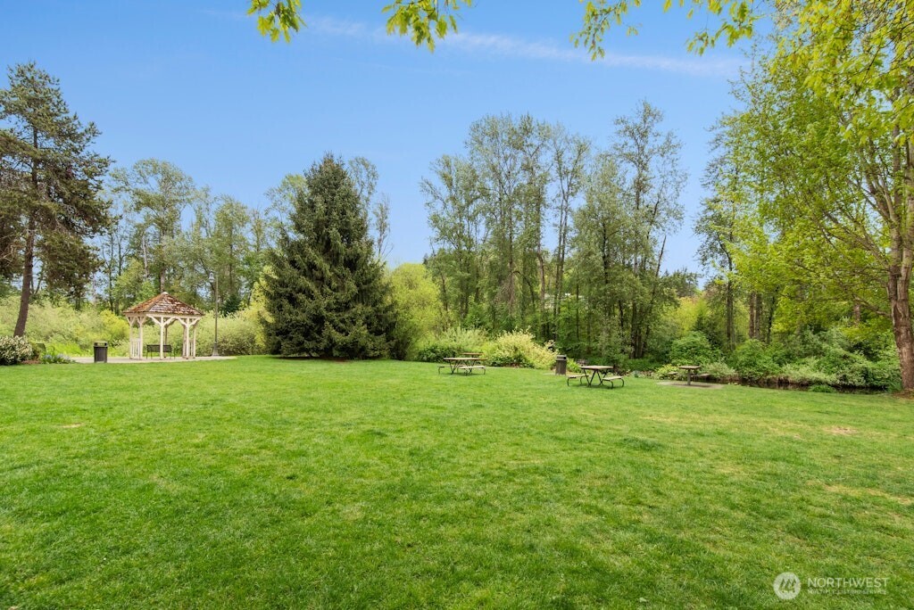 9620 Main Street Unit: B