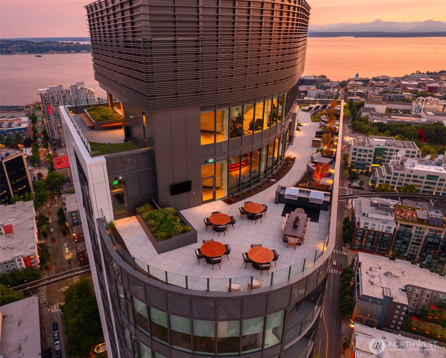 2510 6th Avenue Unit: 809
