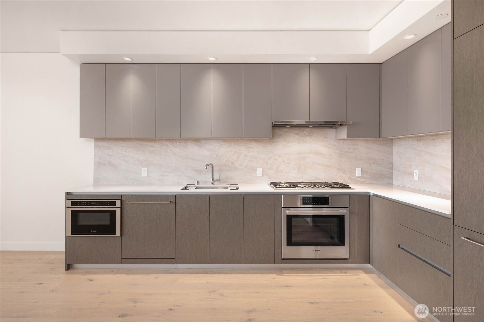 2510 6th Avenue Unit: 809