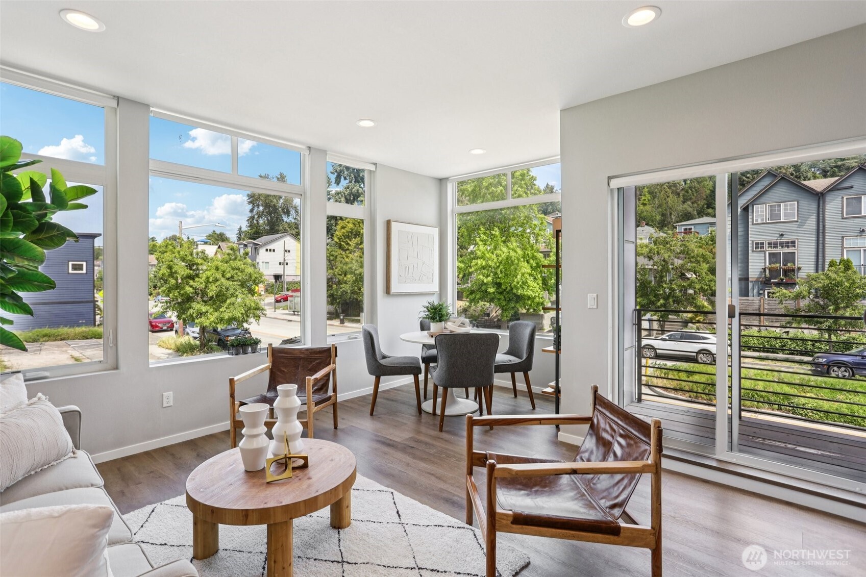 5017 Delridge Way SW Unit: A