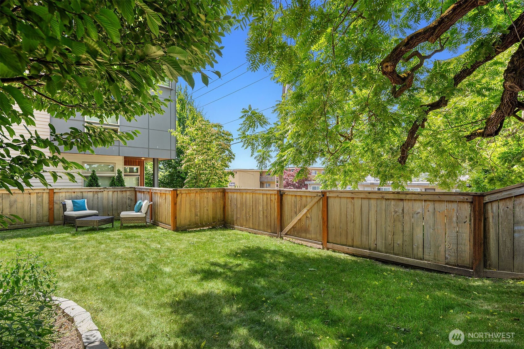 3252 14th Avenue W