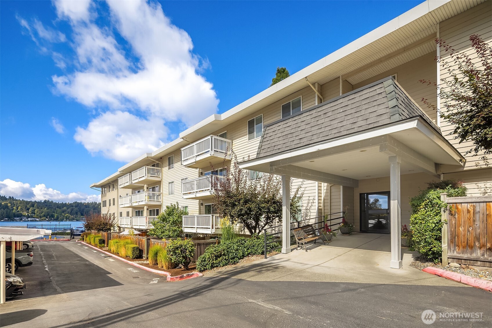 5021 Ripley Lane N Unit: 211