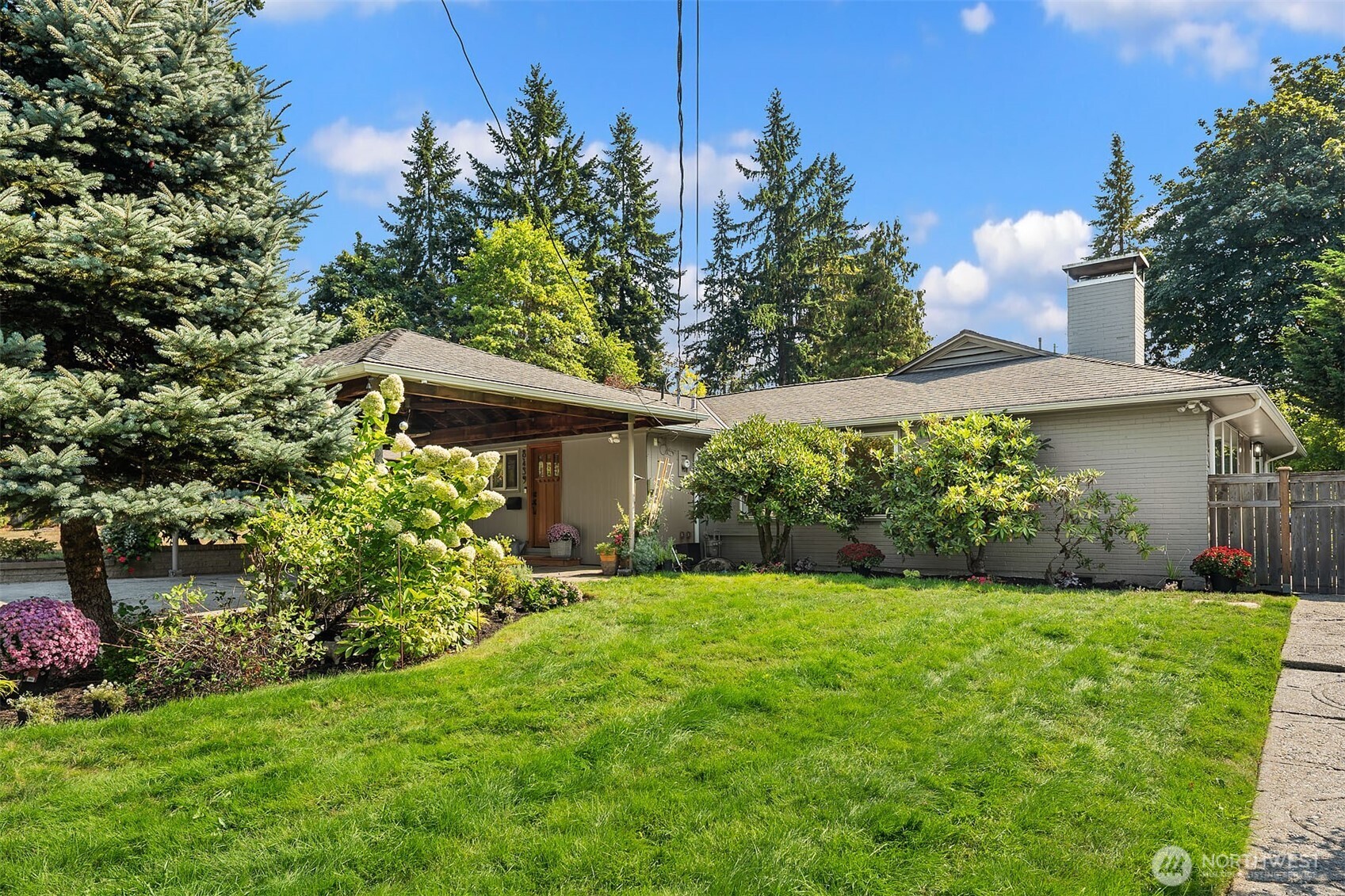 8439 SE 39th Street