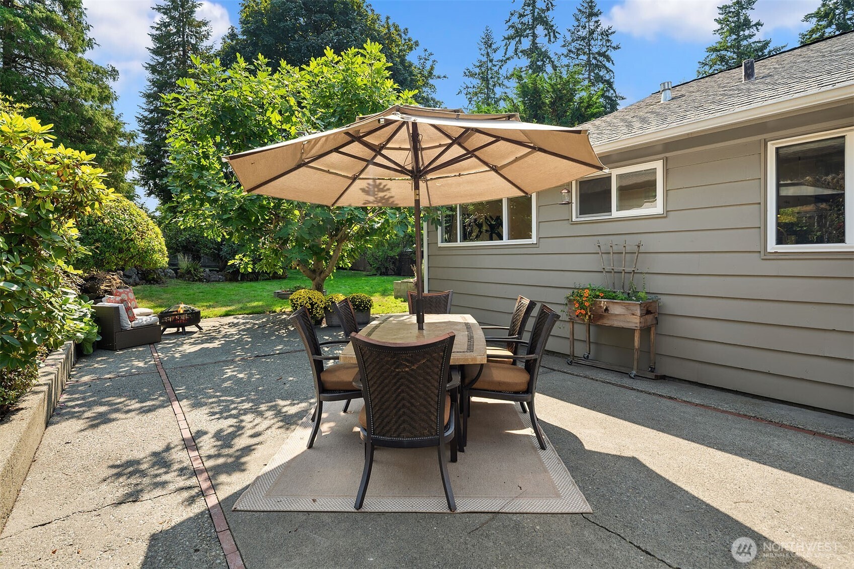 8439 SE 39th Street