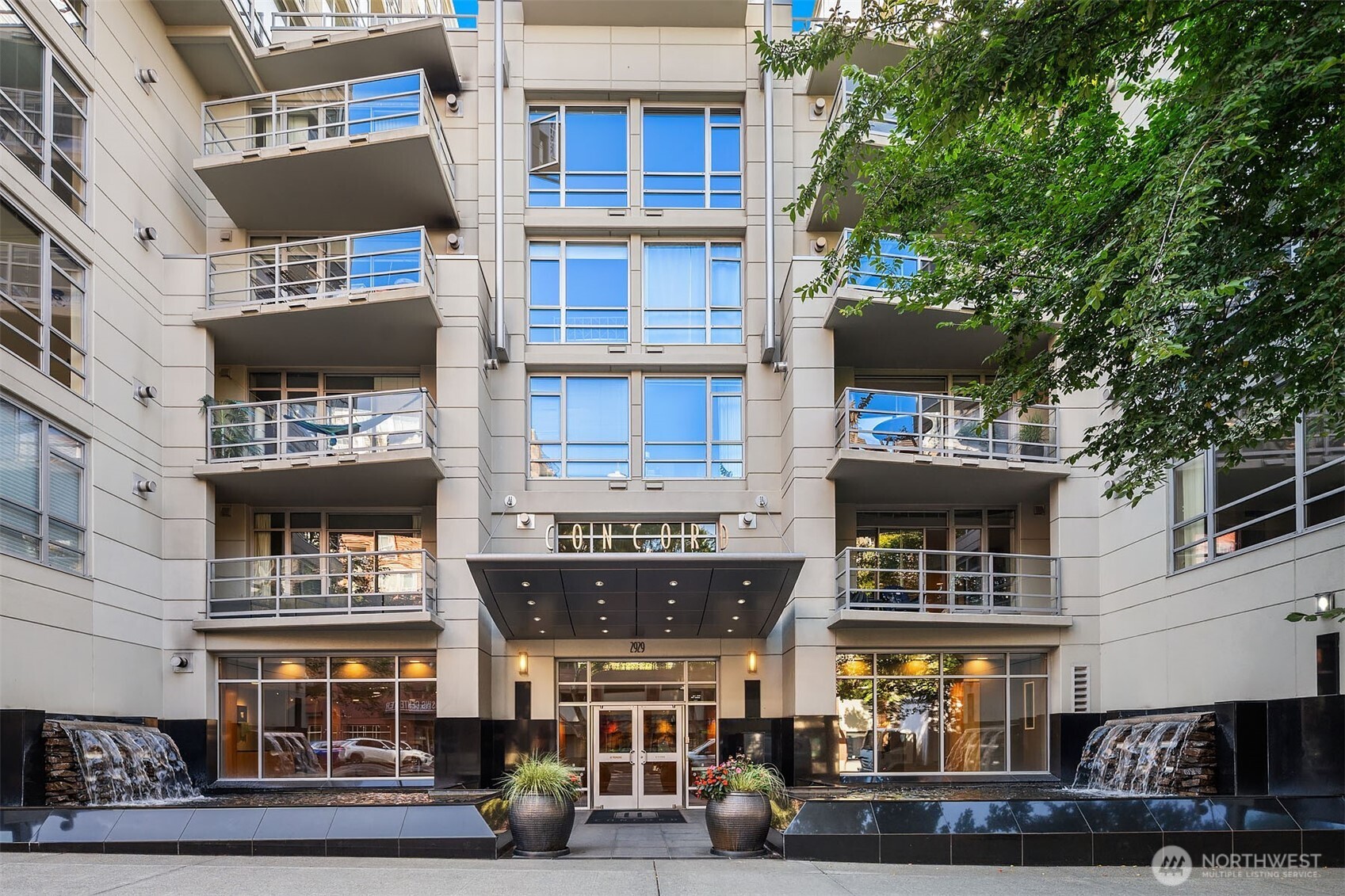 2929 1st Avenue Unit: 1104