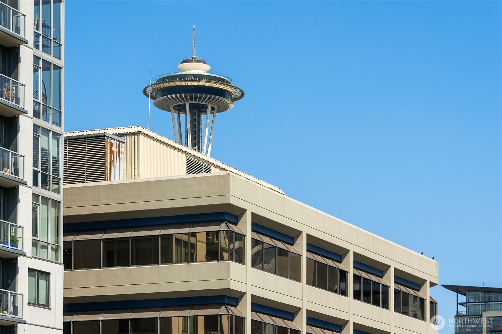 2607 Western Avenue Unit: 511