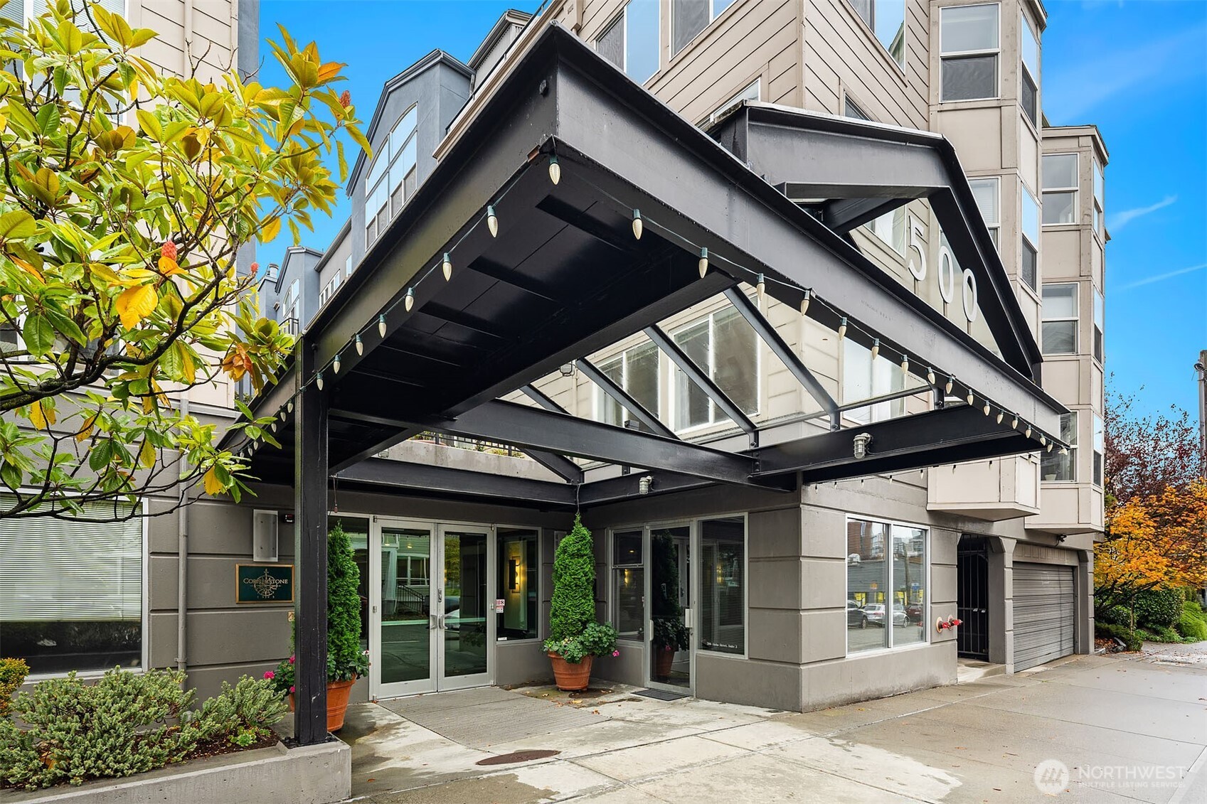 500 Aloha Street Unit: E307