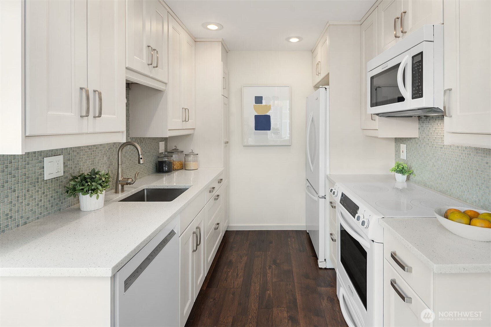 500 Aloha Street Unit: E307