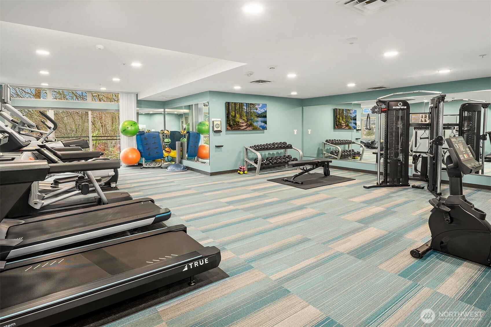 50 Pine Street Unit: 404