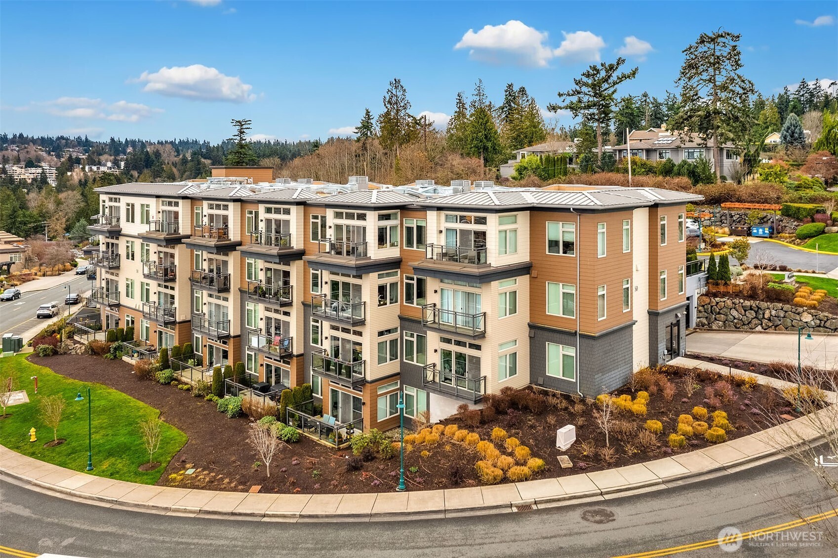 50 Pine Street Unit: 404