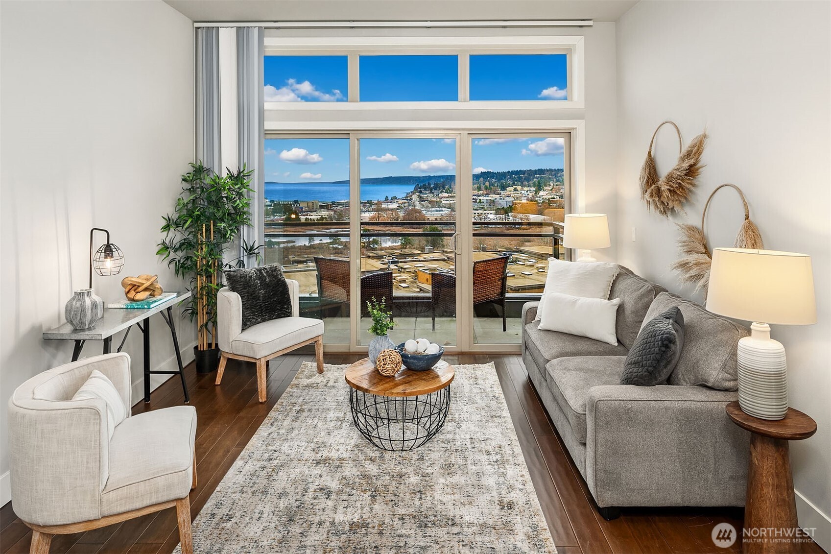 50 Pine Street Unit: 404