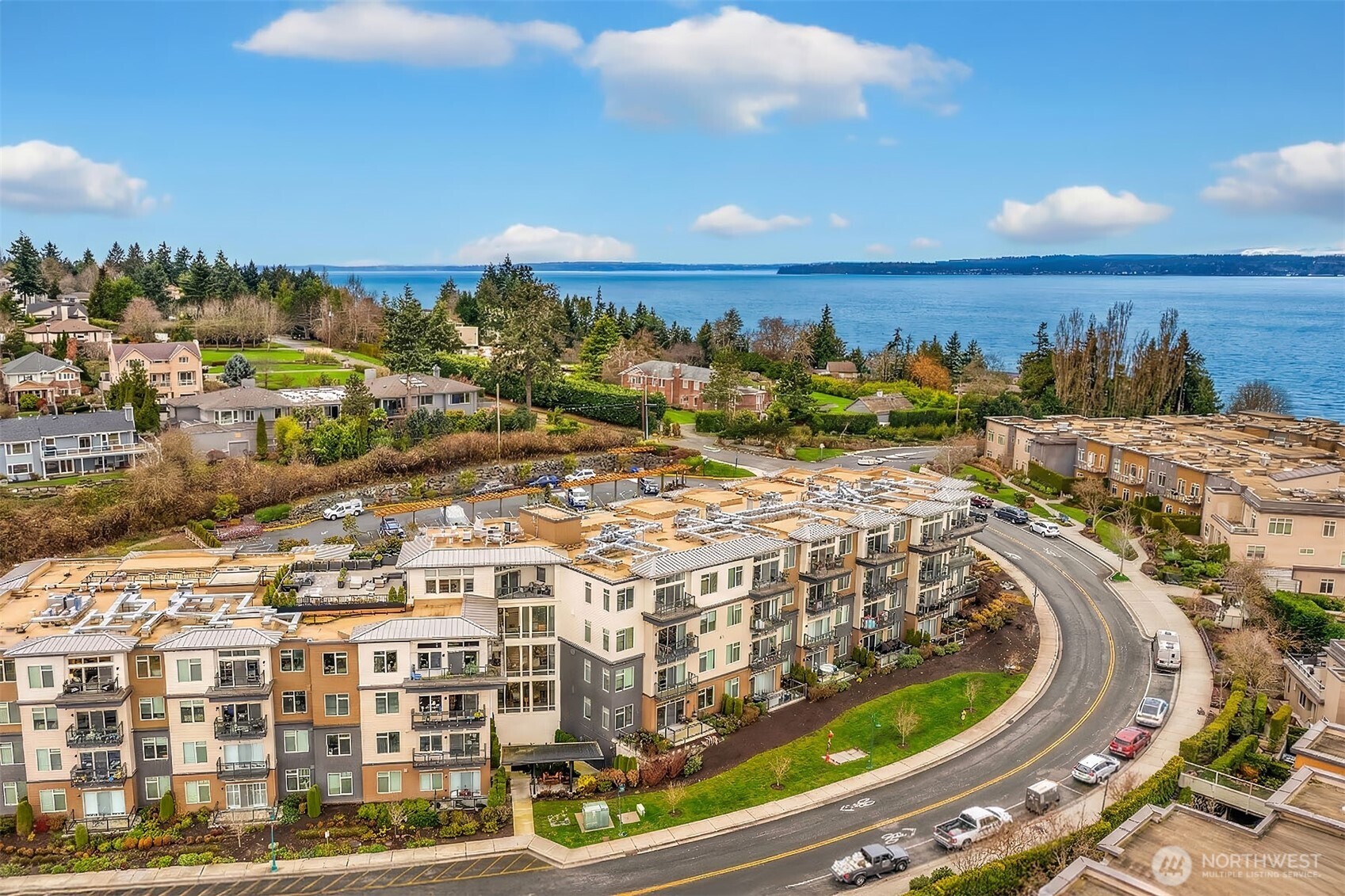 50 Pine Street Unit: 404