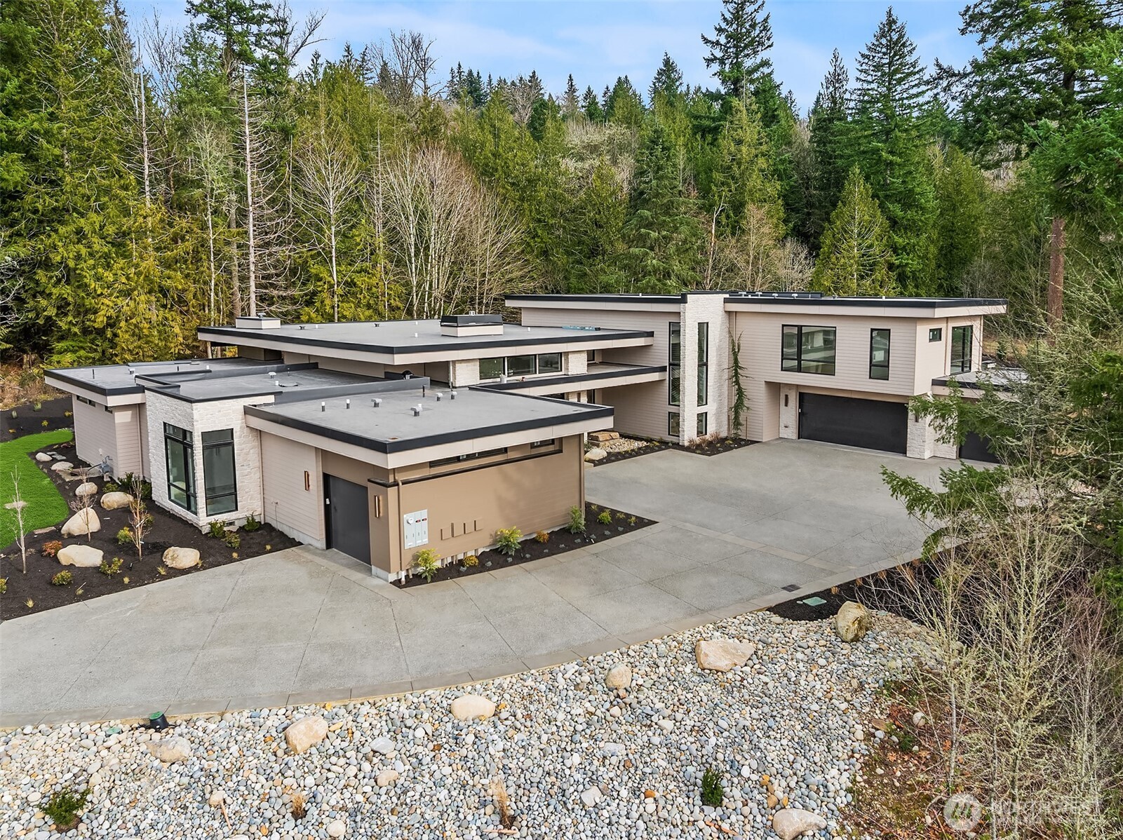 23752 NE 39th Place