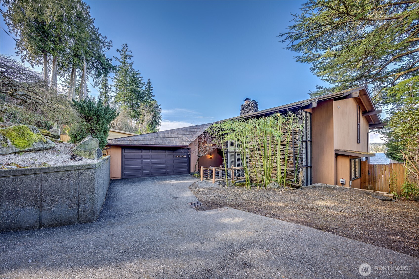 3535 Mathews Drive NW