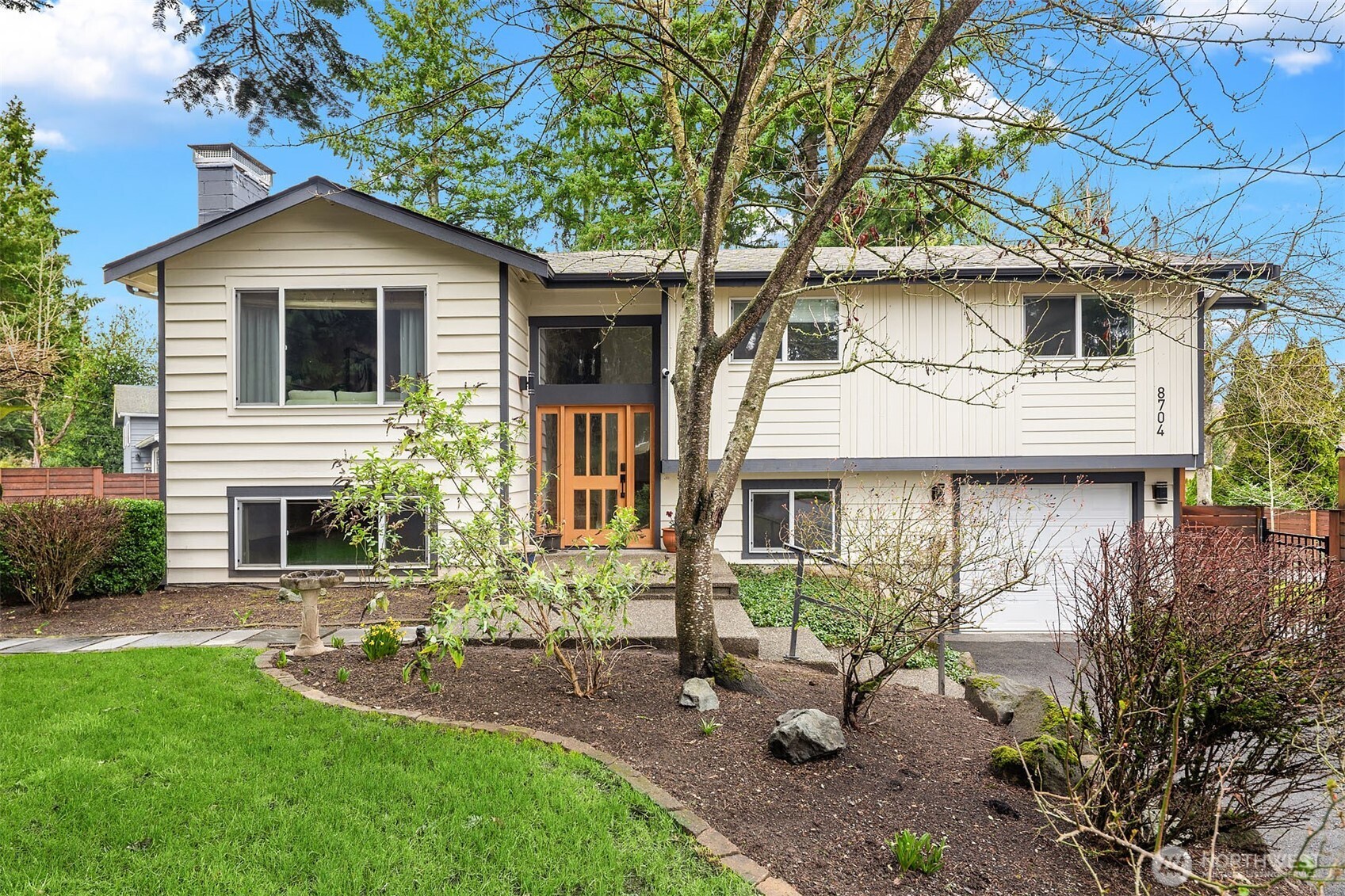 8704 NE 133rd Place