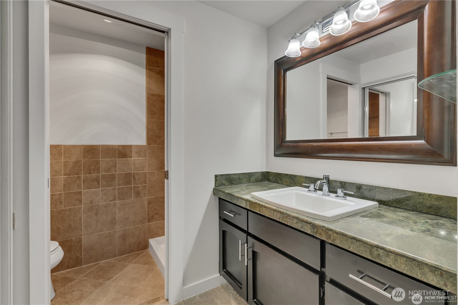 2253 Gilman Drive W Unit: 105