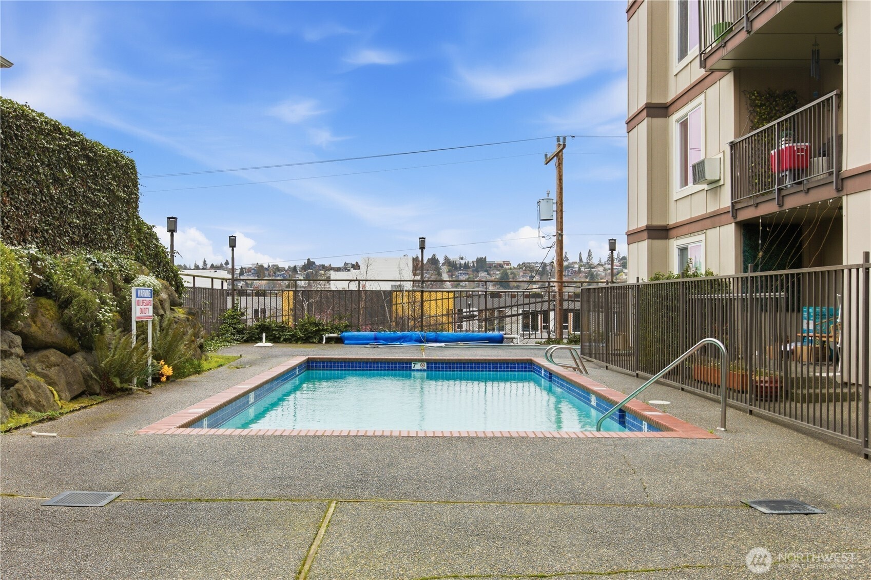 2253 Gilman Drive W Unit: 105