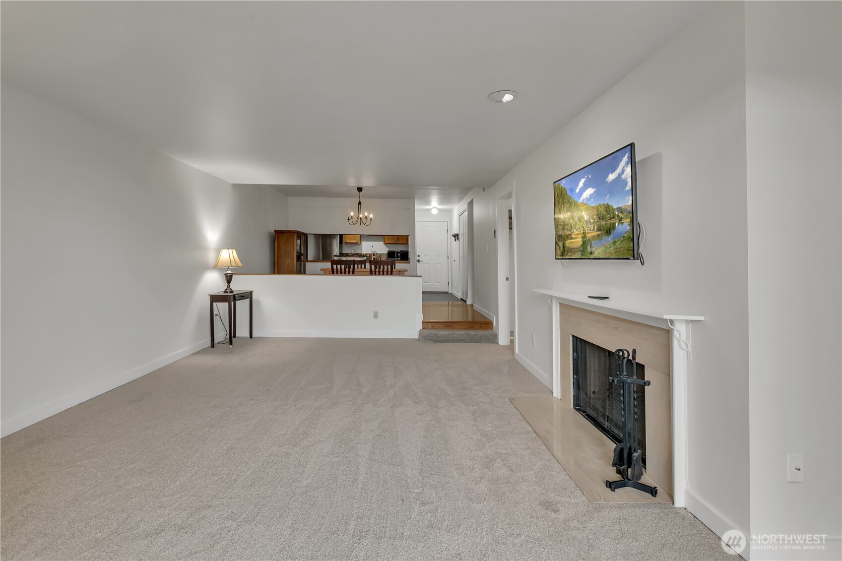 2253 Gilman Drive W Unit: 105