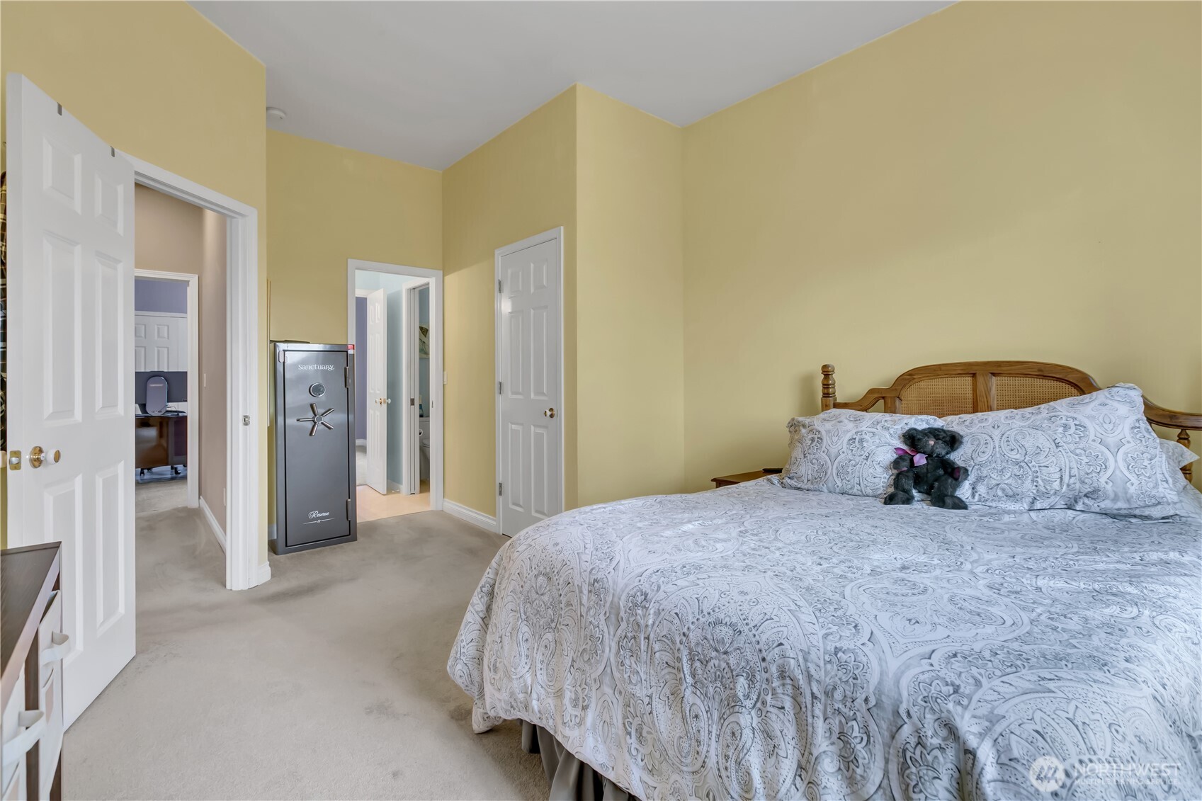 2504 5th Street NW