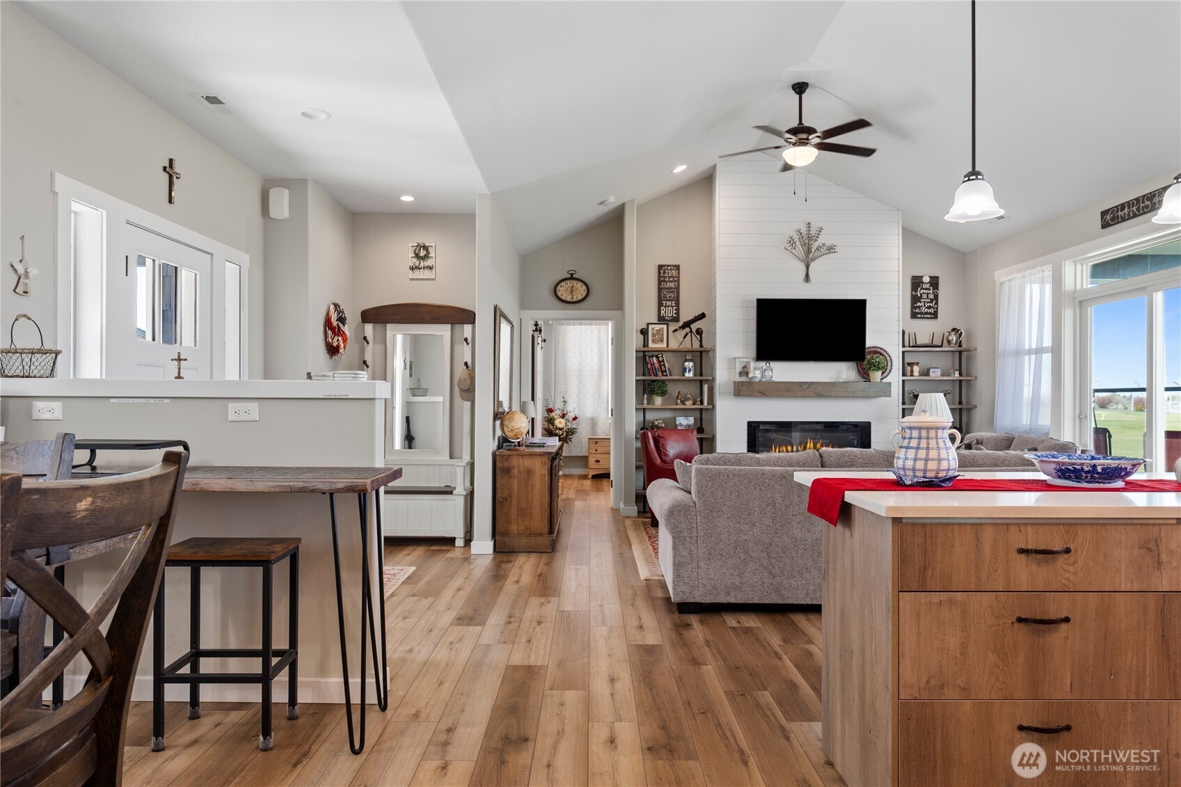 8090 Desert Sage Court SE