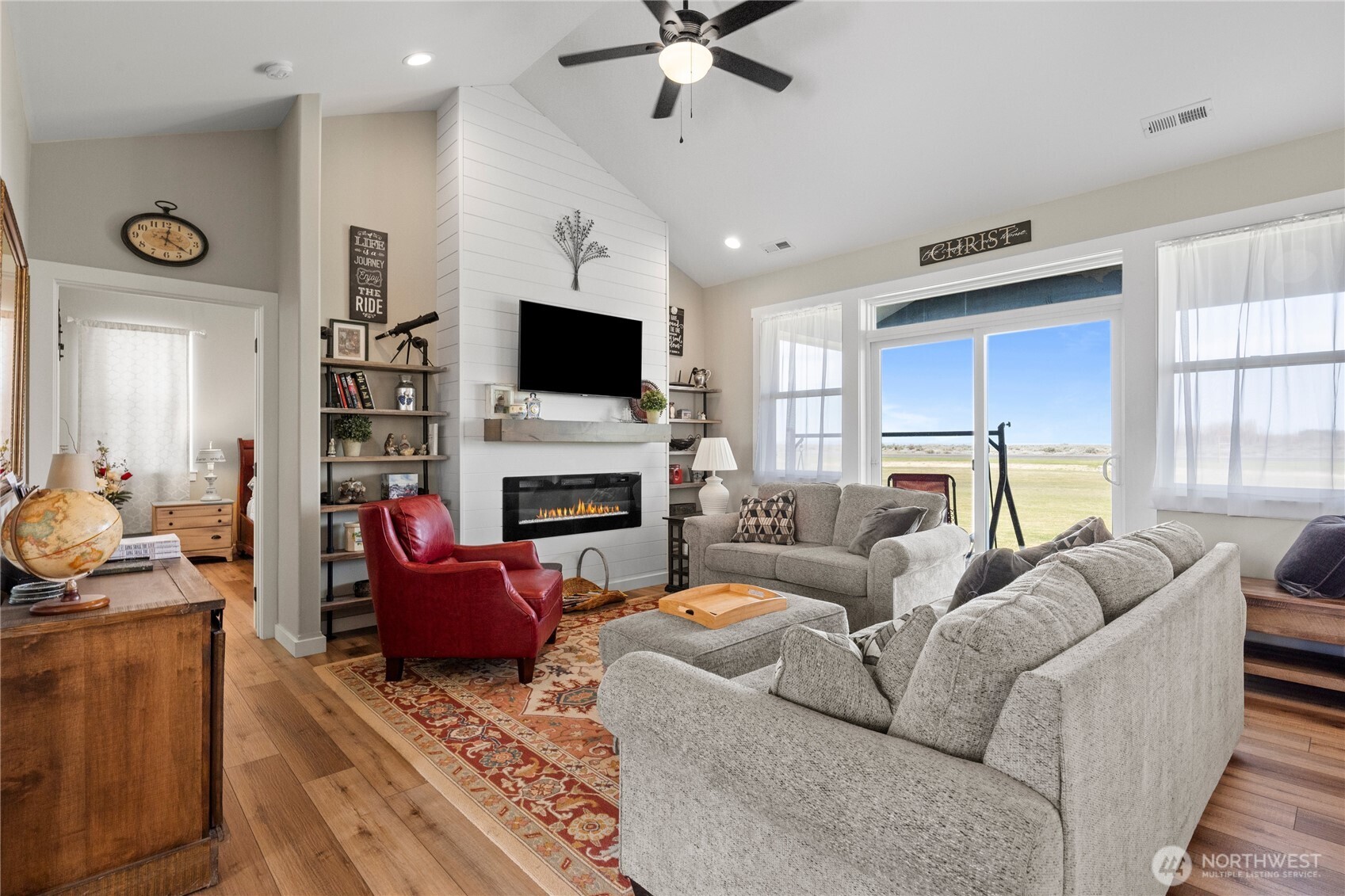 8090 Desert Sage Court SE