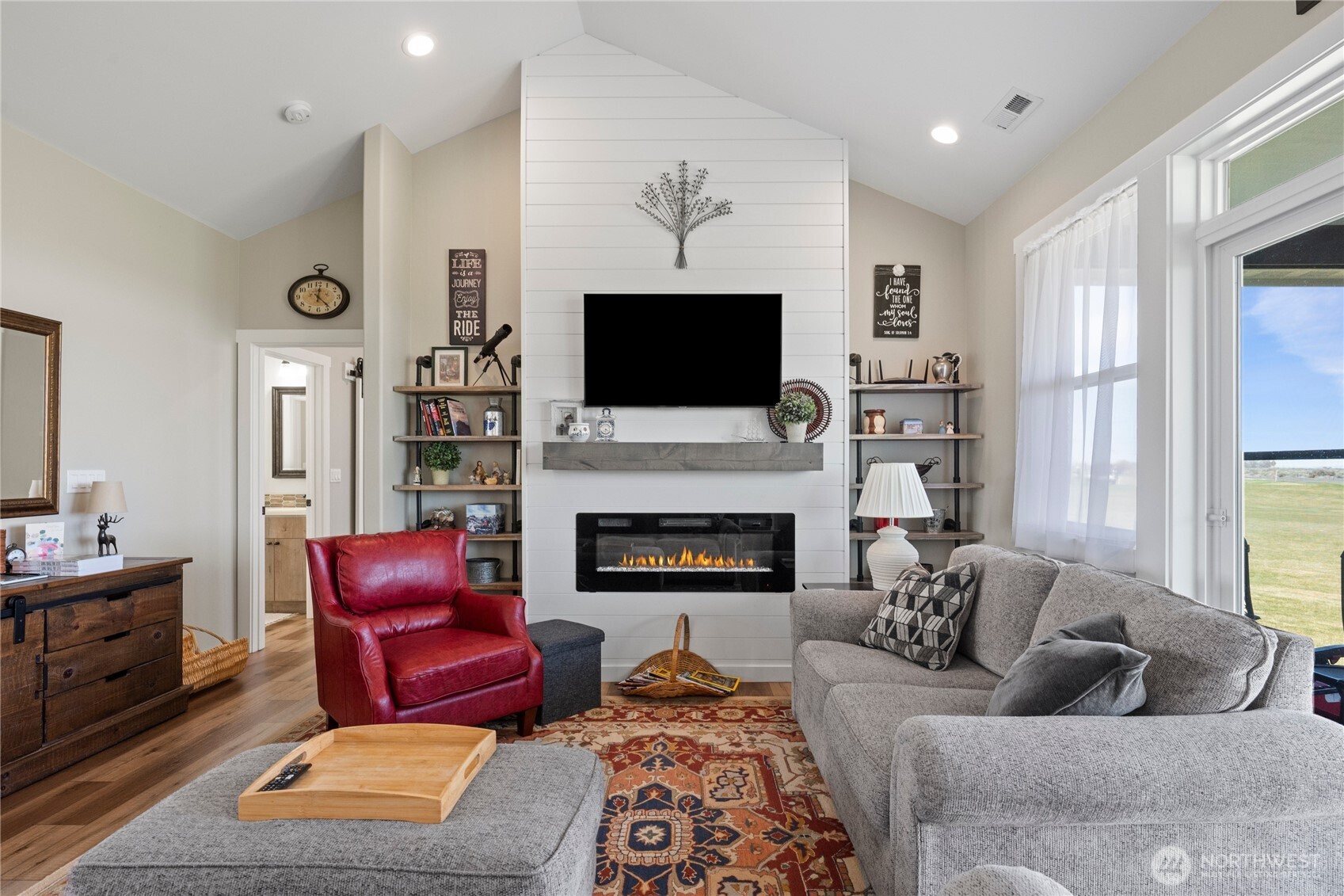 8090 Desert Sage Court SE