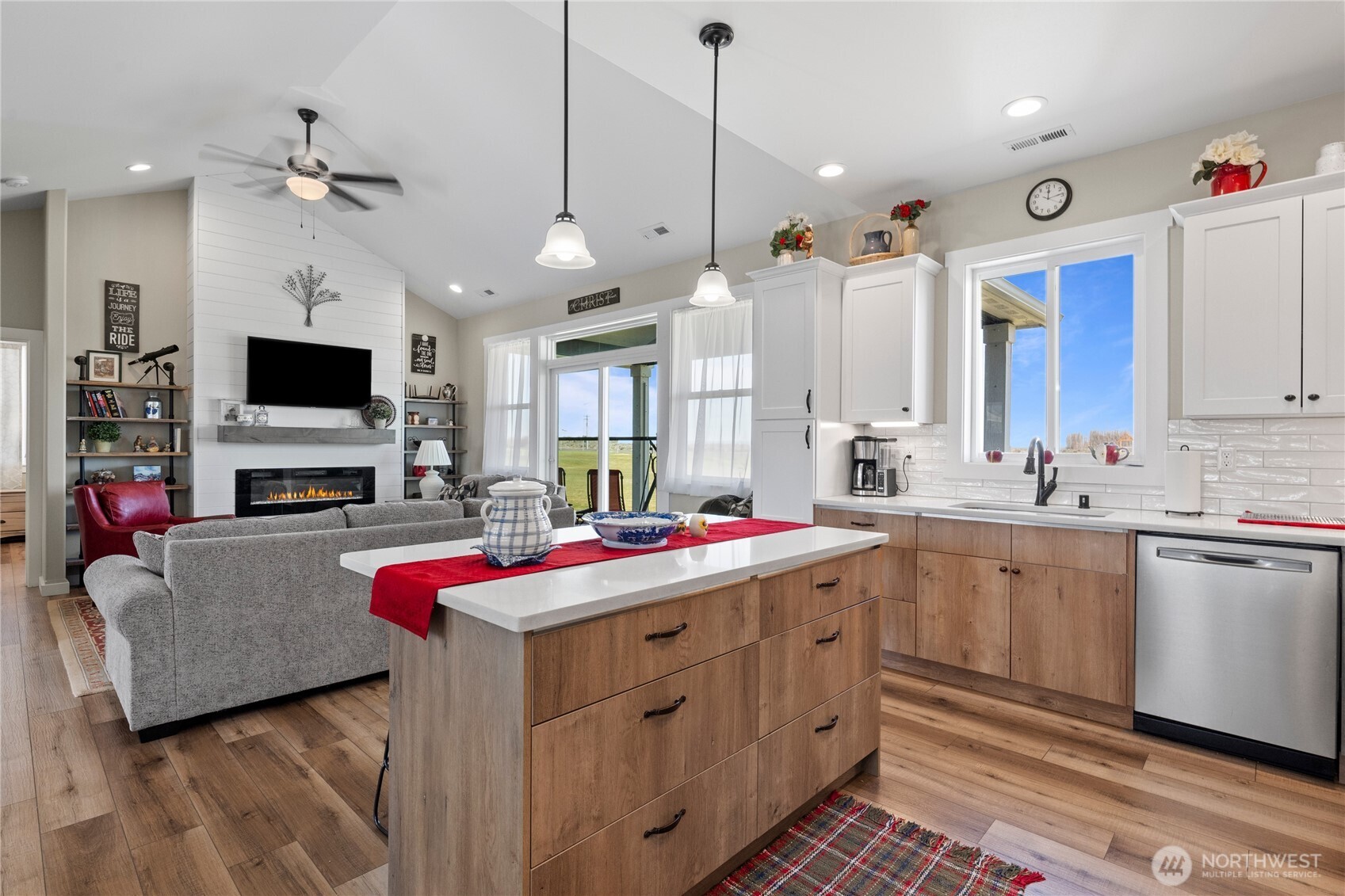 8090 Desert Sage Court SE
