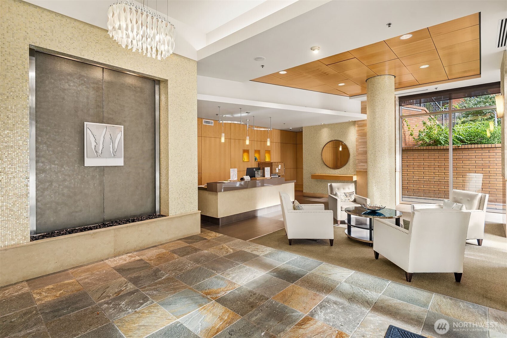 10610 NE 9th Place Unit: 1206