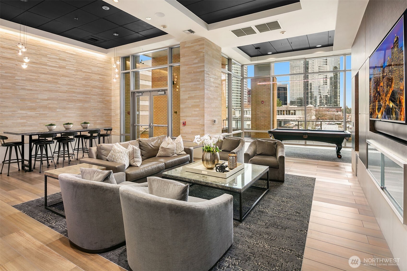 10610 NE 9th Place Unit: 1206