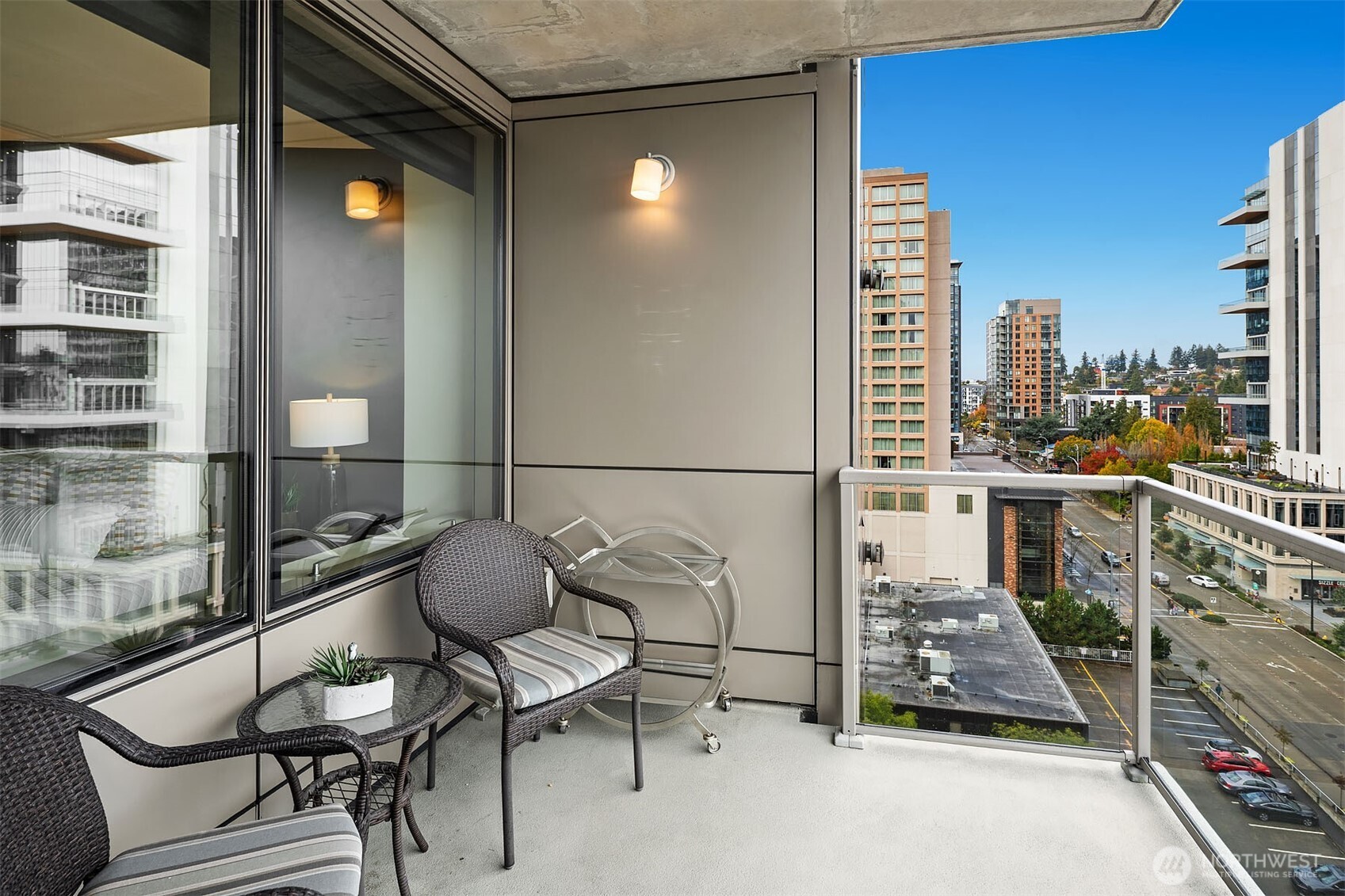 10610 NE 9th Place Unit: 1206