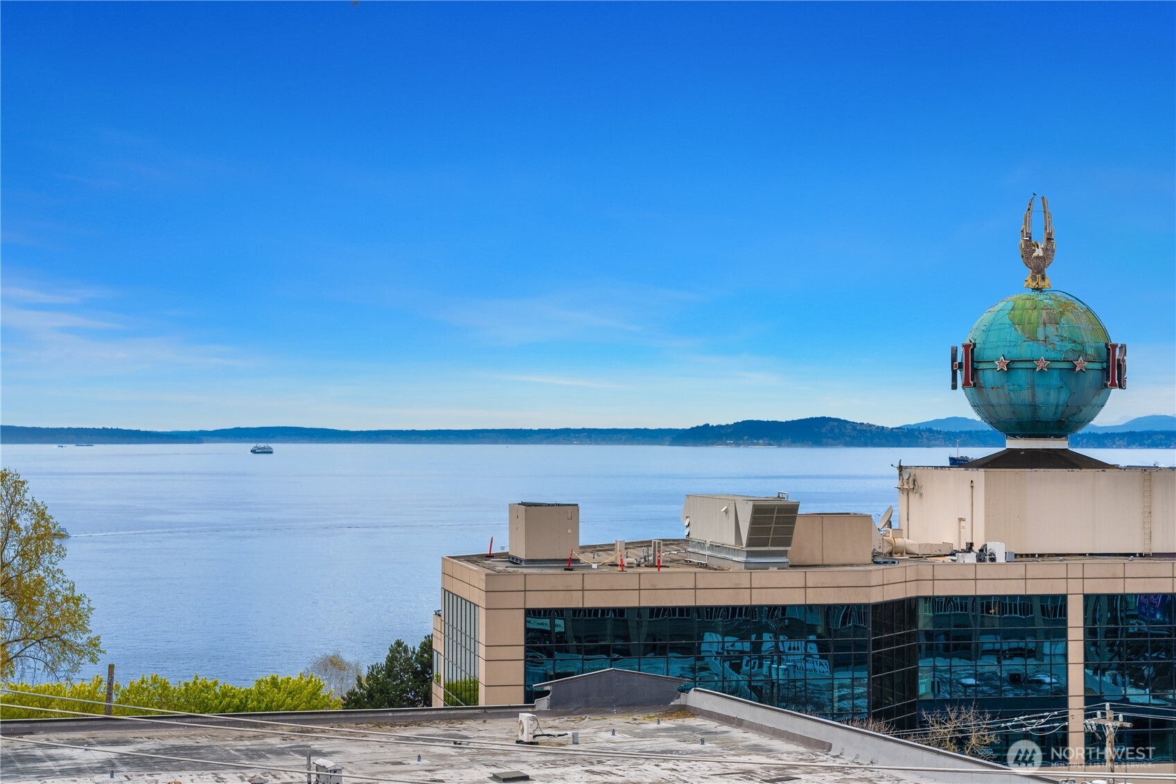 120 1st Avenue W Unit: 501