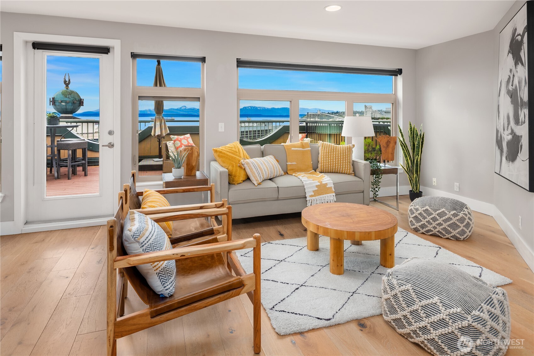 120 1st Avenue W Unit: 501