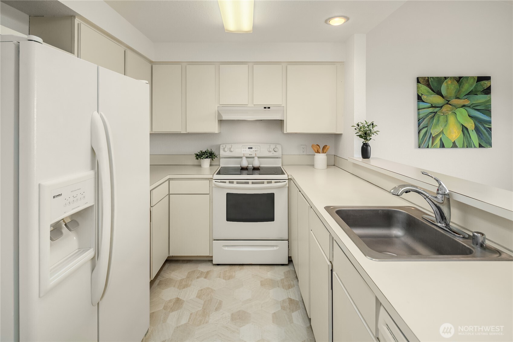 1319 S Puget Drive Unit: D34