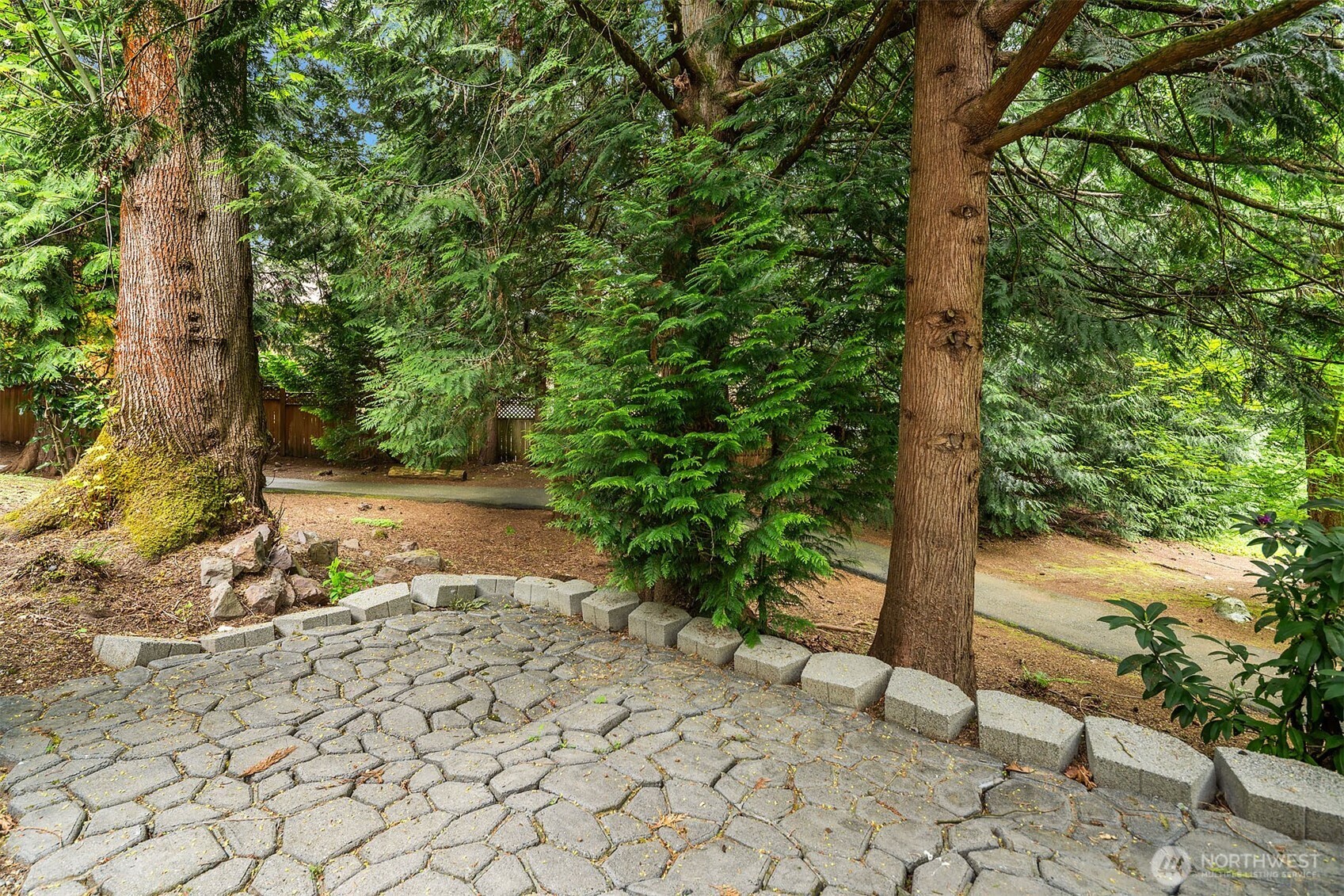 13706 NE 85th Street