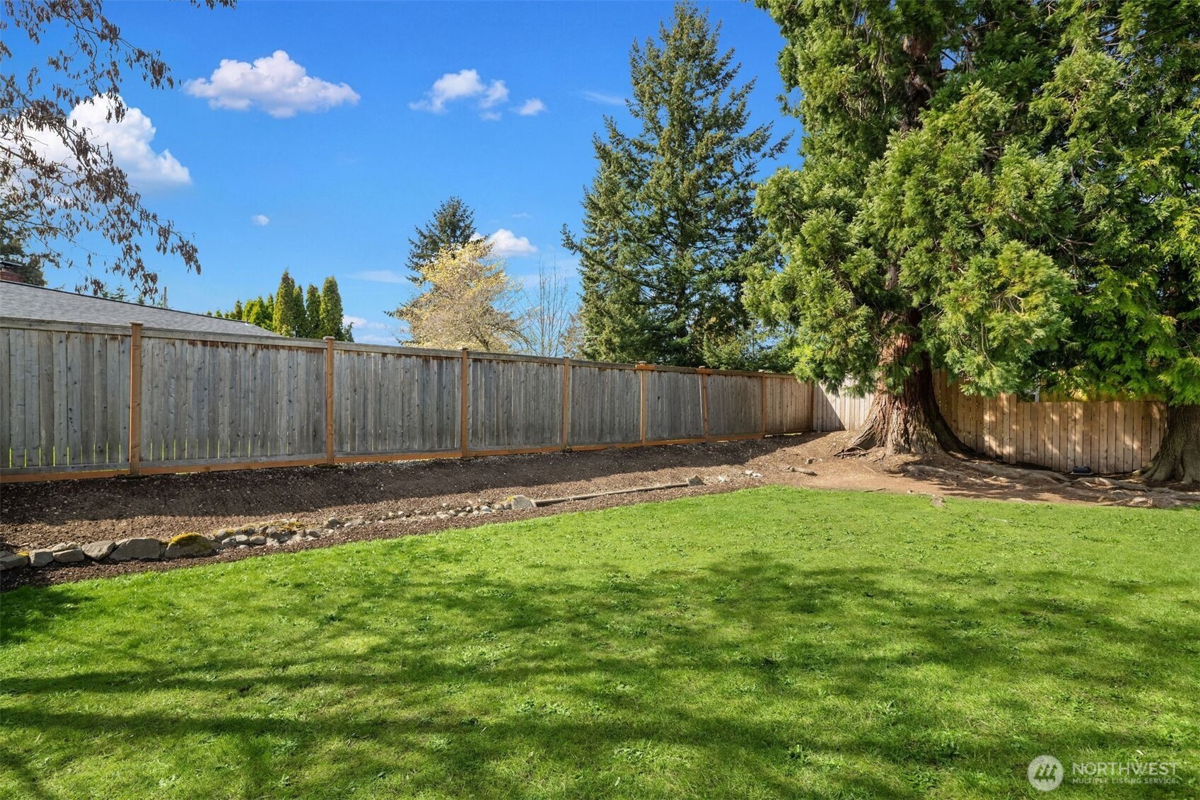 1067 Anacortes Avenue NE