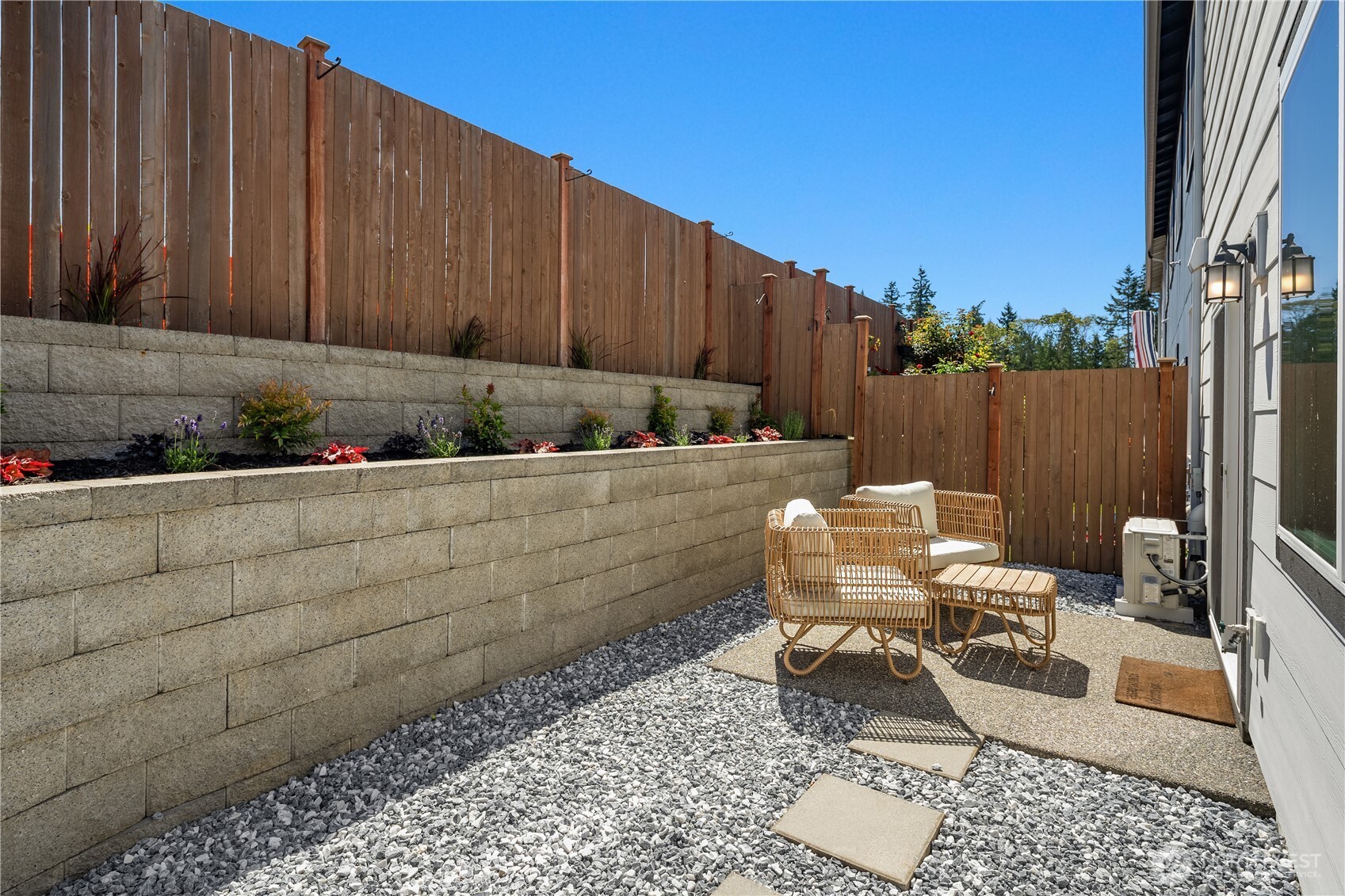 4902 Courtyard Lane Unit: B1