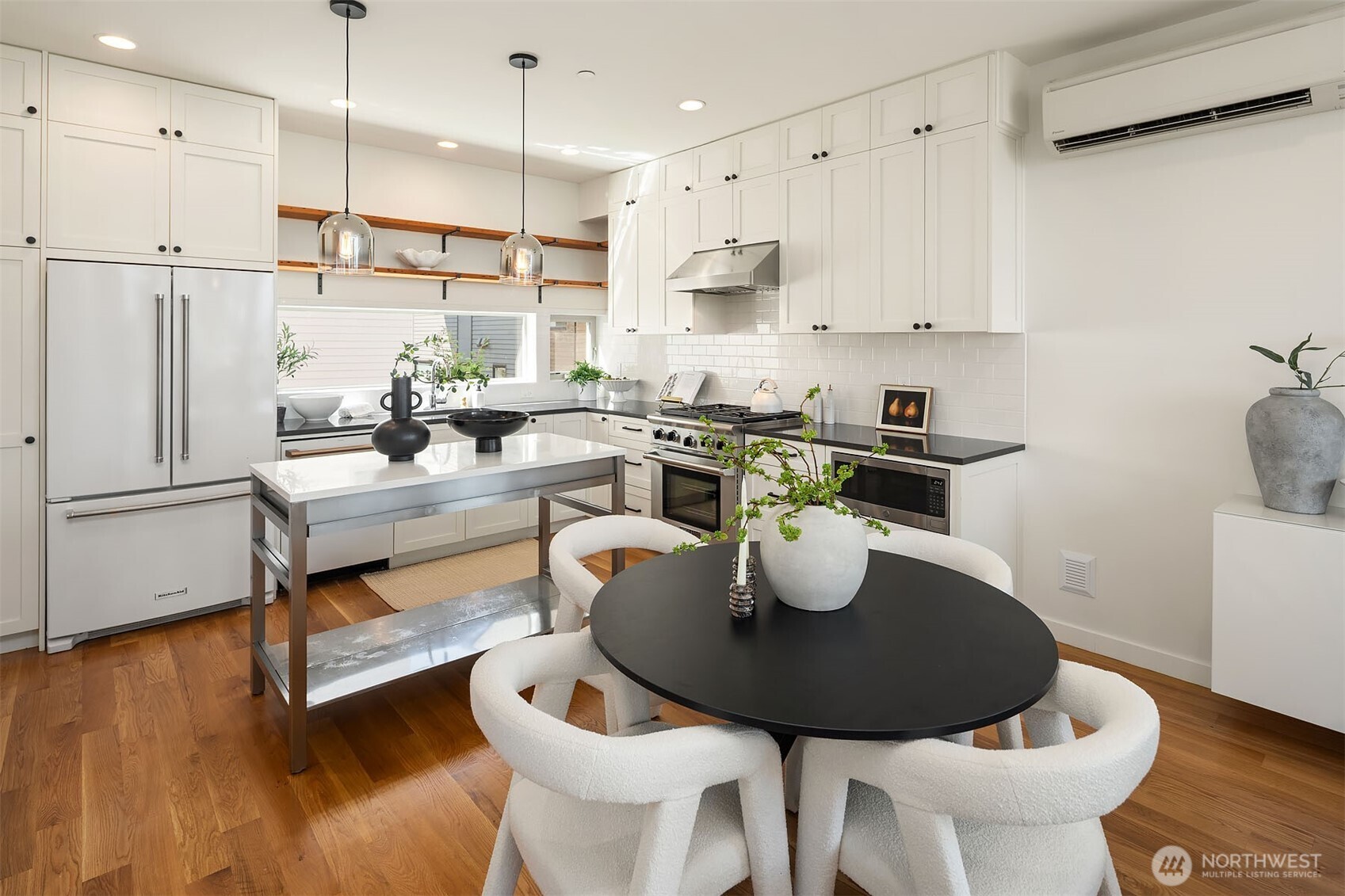 1537 Grandview Place E Unit: D