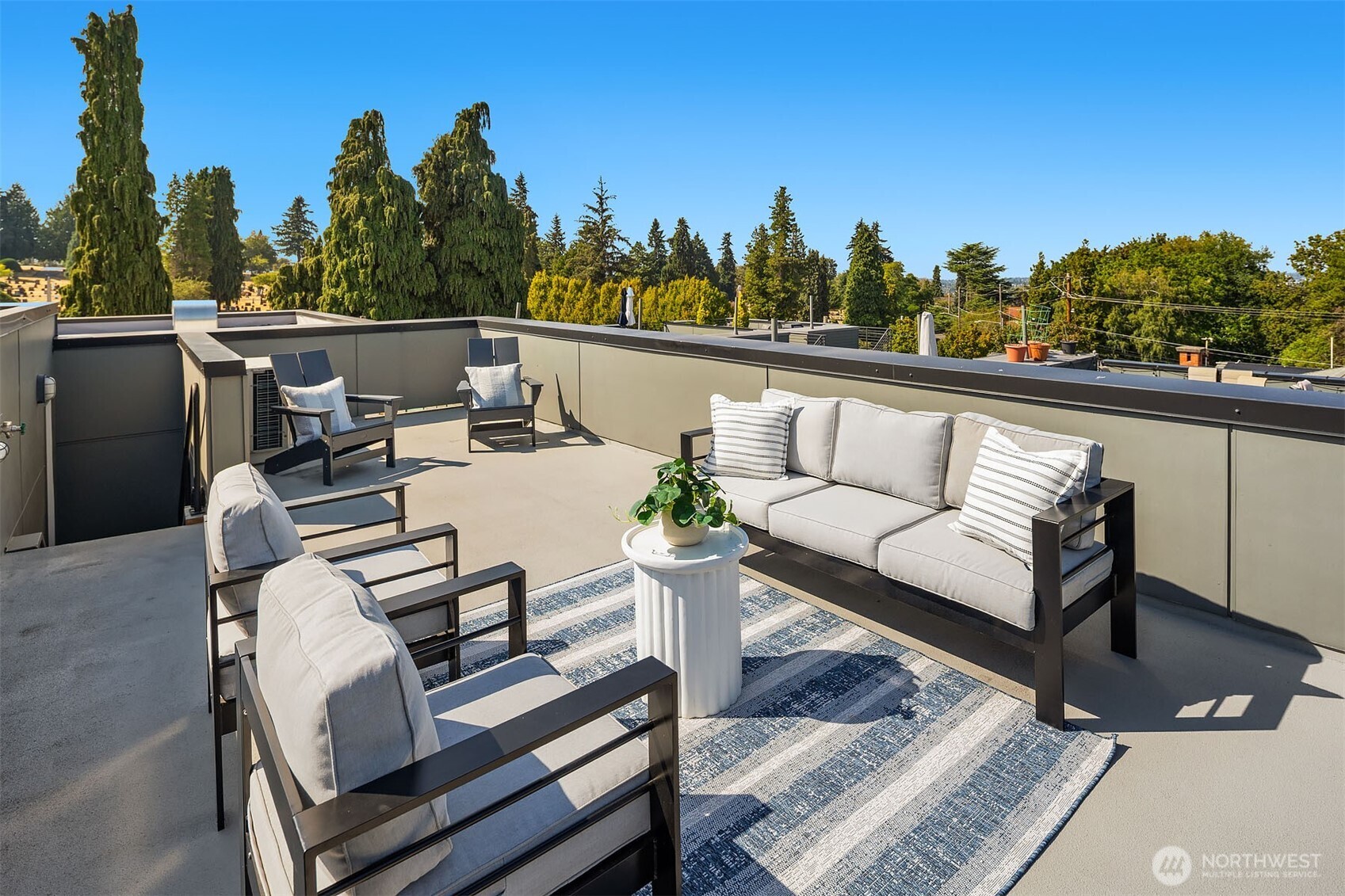 1537 Grandview Place E Unit: D